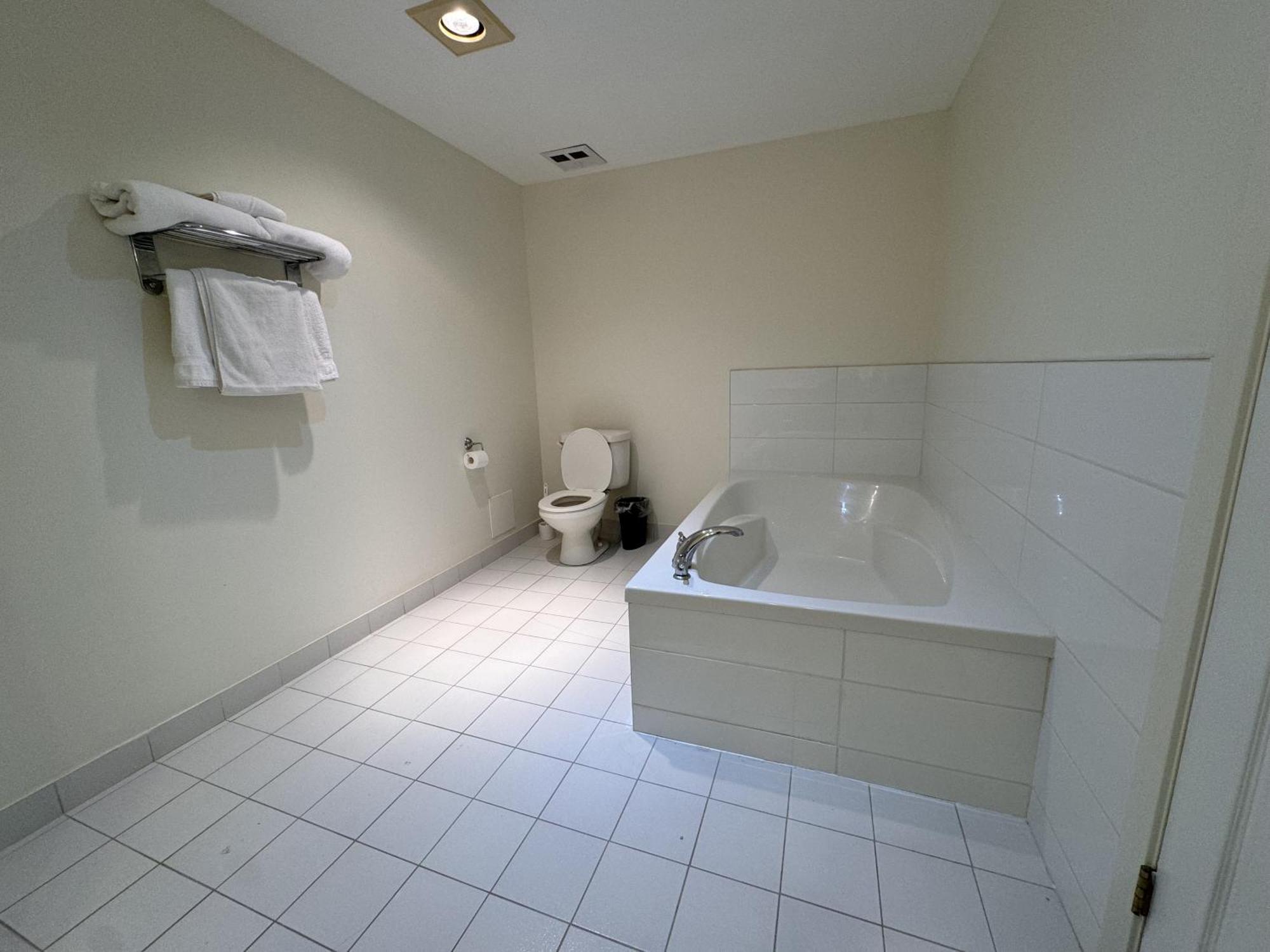 Stone Willow Inn Saint Marys Bagian luar foto